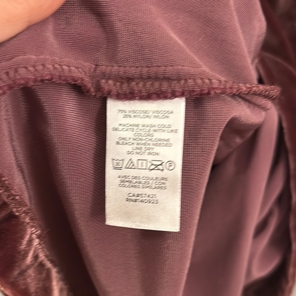 Ann Taylor LOFT Velvet Purple Puff Sleeve Fitted Blouse Small Whimsigoth - Picture 8 of 12